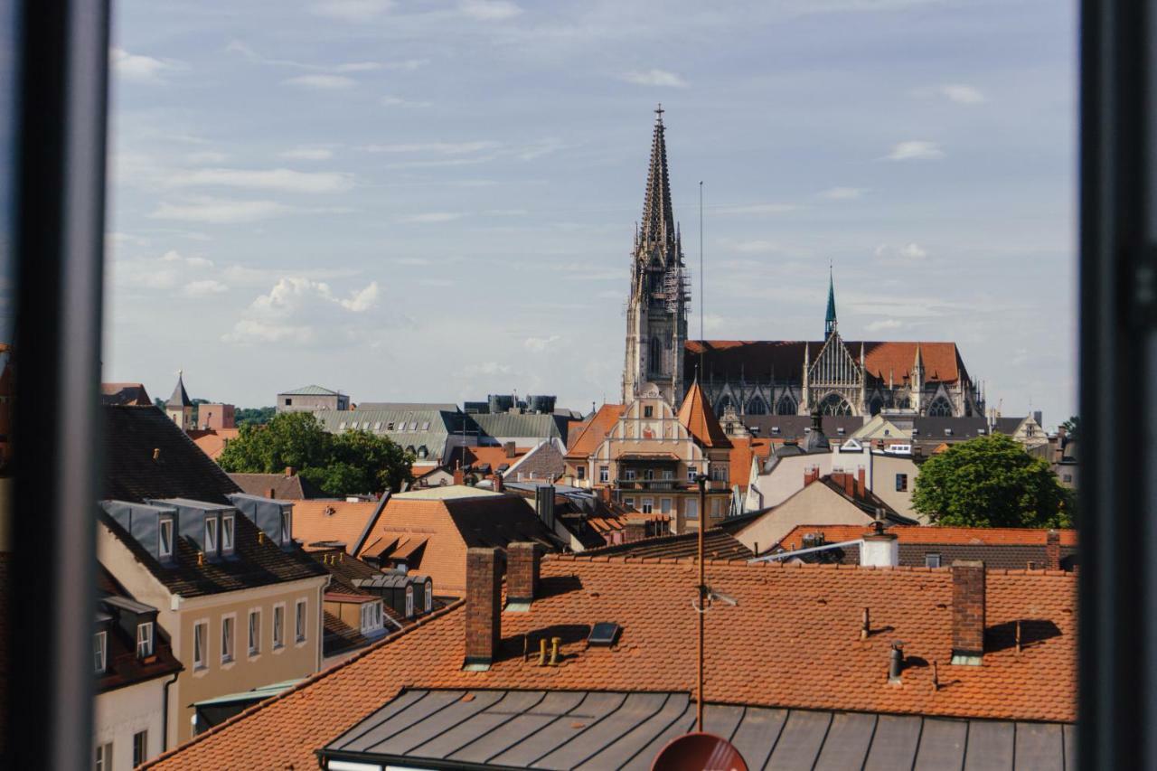 Stadtturm Ratisbona Exterior foto