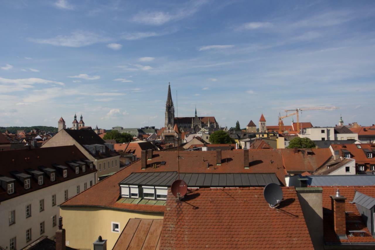 Stadtturm Ratisbona Exterior foto